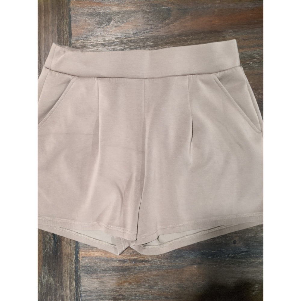 Athletic Works Women's Shorts Large Tan soft knit fabric